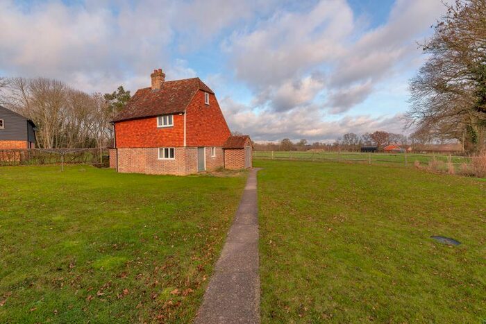 1 Bedroom Property To Rent In Cuckoo Lane, Brenchley, Tonbridge, TN12