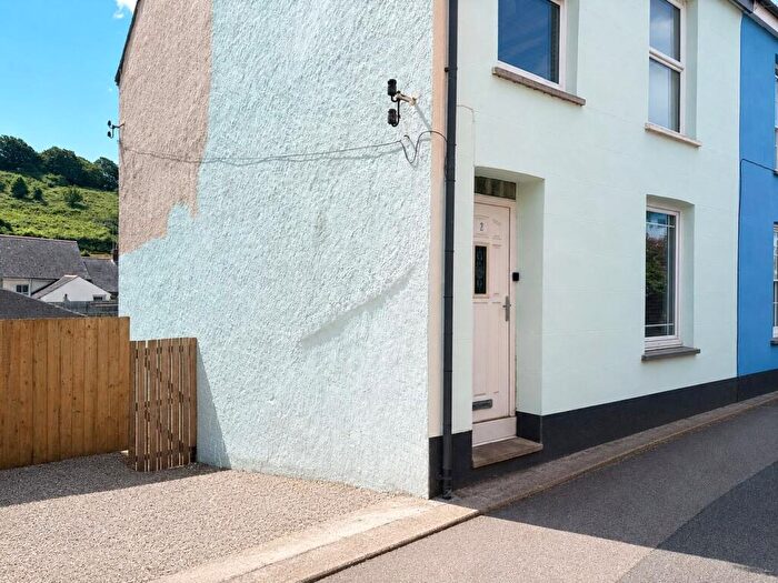 3 Bedroom End Of Terrace House For Sale In Newport Street, Millbrook, Cornwall, PL10