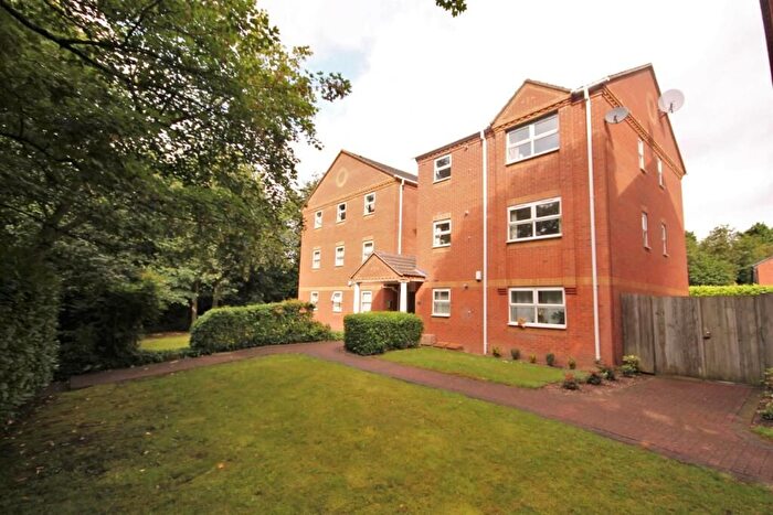 2 Bedroom Flat For Sale In Hamilton Court, Coventry, CV1