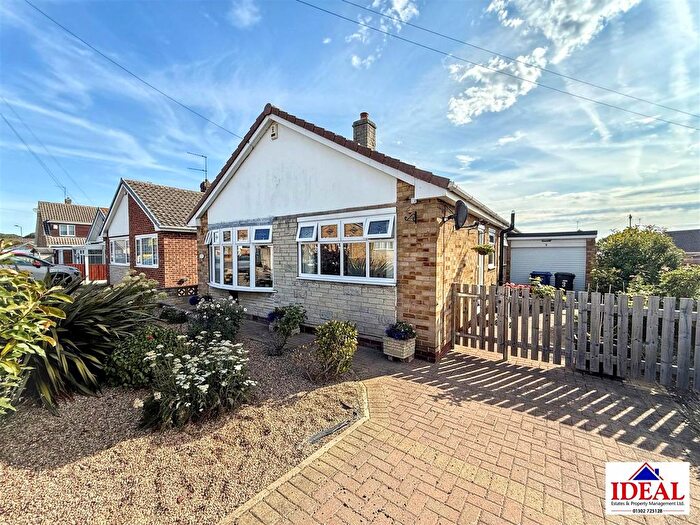 2 Bedroom Detached Bungalow For Sale In Waltham Drive, Skellow, Doncaster, DN6