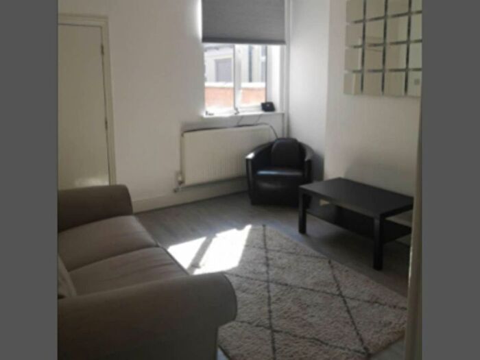 3 Bedroom Terraced House To Rent In Crowther Street, Stoke-On-Trent, ST4