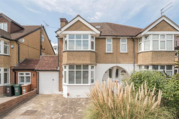 4 Bedroom Semi-Detached House For Sale In Frankland Road, Croxley Green, WD3