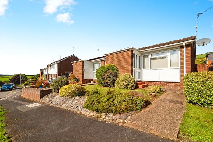 2 Bedroom Bungalow For Sale In Applemede, Silverton, Exeter, Devon, EX5