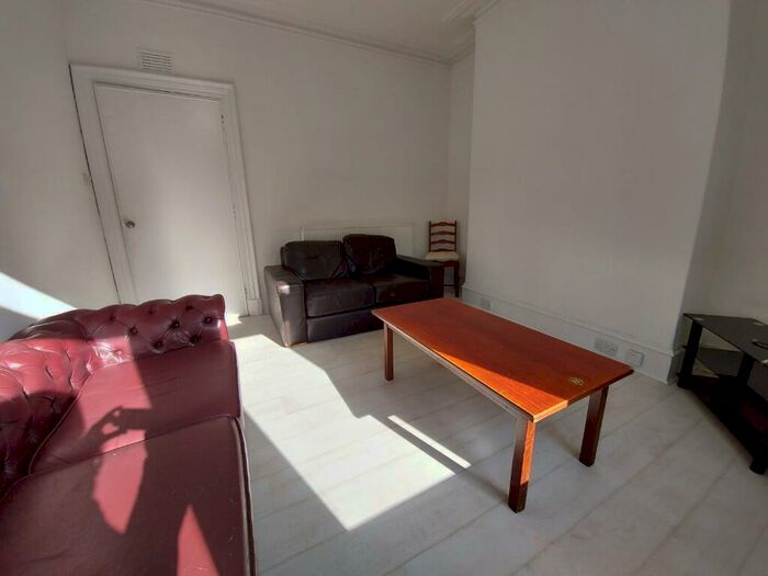 1 Bedroom Flat To Rent In Urquhart Road, The City Centre, Aberdeen, AB24