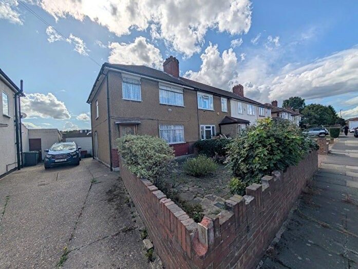 3 Bedroom Semi-detached House For Sale In Northumberland Crescent, Feltham, TW14