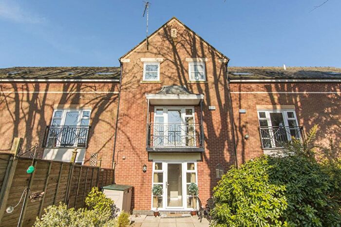 4 Bedroom Terraced House For Sale In Fernie Court, Husbands Bosworth, LE17