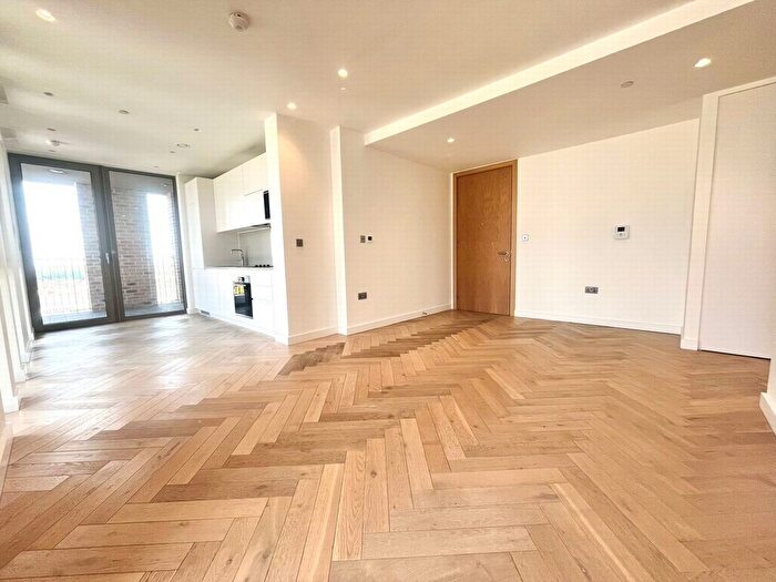 2 Bedroom Flat To Rent In Brigantia House, Oberman Road, Dollis Hill, NW10