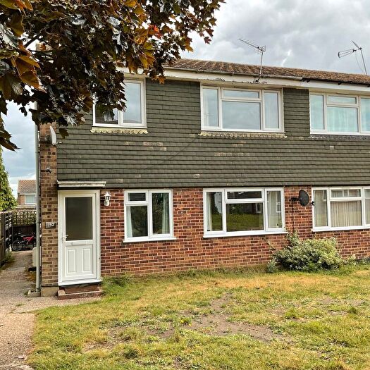2 Bedroom End Of Terrace House To Rent In Wellbrook Road, Orpington, Greater London, BR6