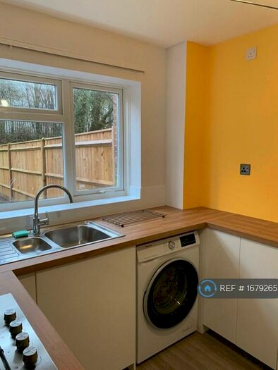 3 Bedroom Terraced House To Rent In Whyteways, Eastleigh, SO50