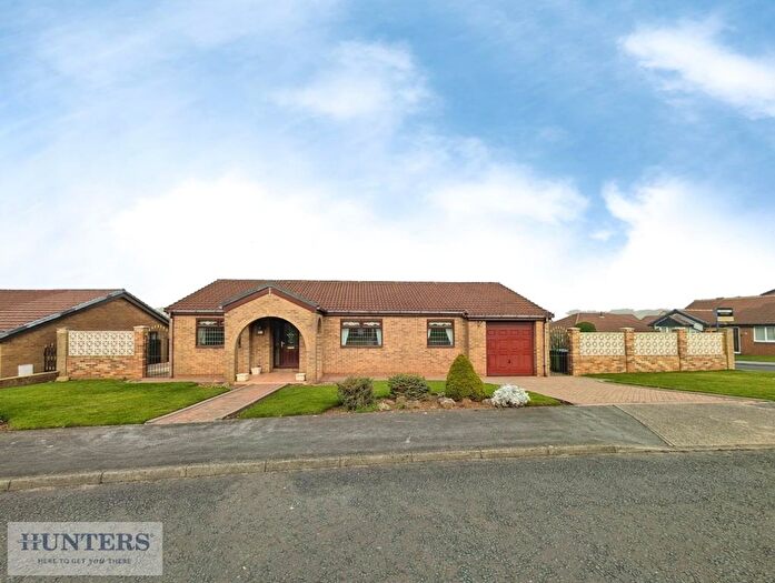 3 Bedroom Detached Bungalow For Sale In Kendal Close, Peterlee, County Durham, SR8