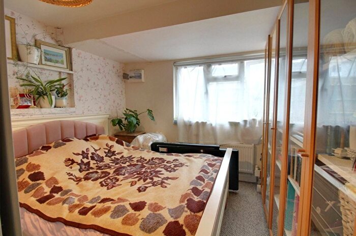 1 Bedroom Maisonette To Rent In Abbey Road, Basingstoke, Hampshire, RG24
