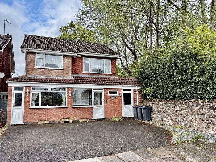 3 Bedroom Detached House For Sale In Woodway, Erdington, Birmingham, B24