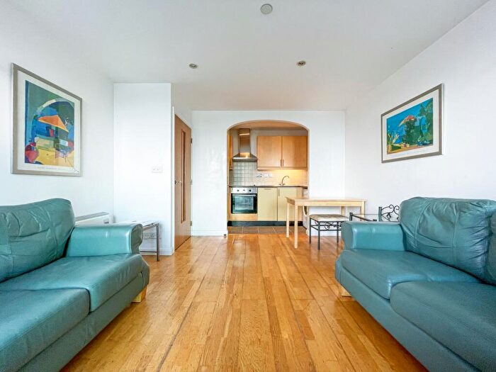 2 Bedroom Flat To Rent In Northampton House, Wellington Street, Northampton, NN1