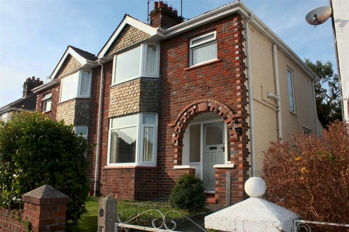 3 Bedroom Detached House To Rent In Belmont Avenue, Bangor, LL57