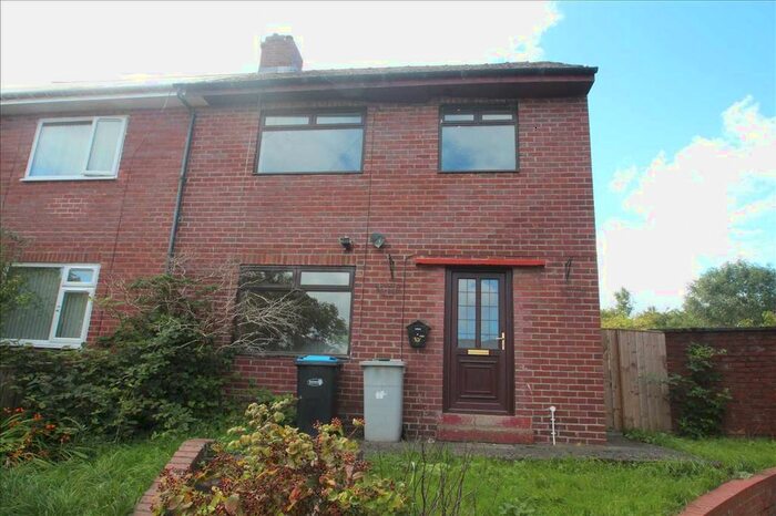 3 Bedroom Semi-Detached House To Rent In Warwick Avenue, Moorside, Consett, DH8
