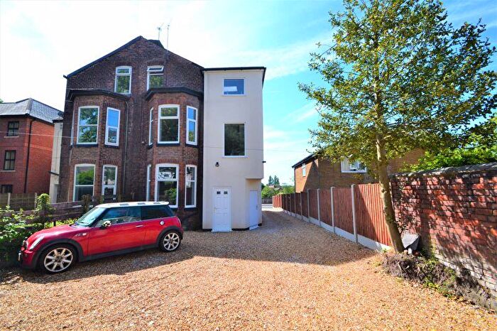 1 Bedroom Flat To Rent In Wellington Road, Manchester, M30