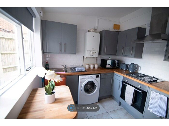 1 Bedroom Flat To Rent In London Road, Dover, CT17