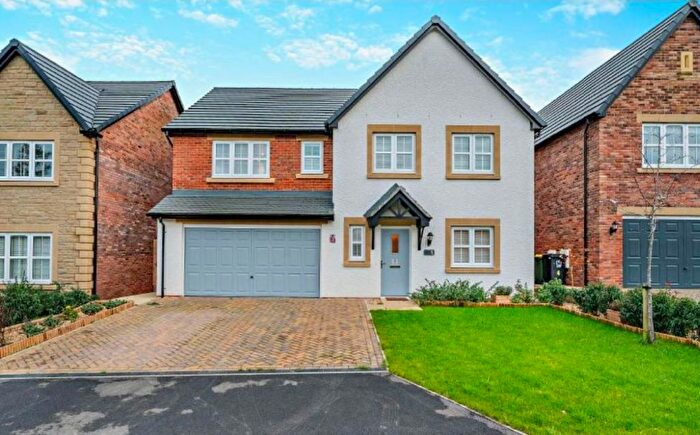 5 Bedroom Detached House To Rent In Pipit Grove, Preston, PR2