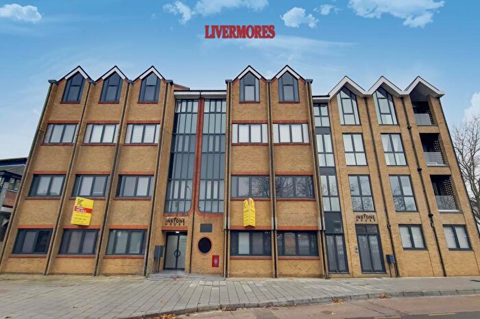 1 Bedroom Flat For Sale In Instone Road, Dartford, DA1