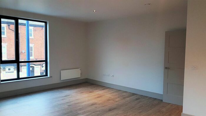 2 Bedroom Flat To Rent In Scotland Road, Warrington, WA1