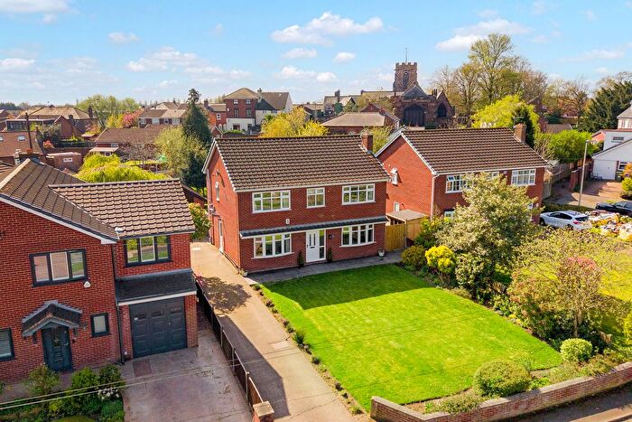 4 Bedroom Detached House For Sale In Trentham Close, Widnes, WA8