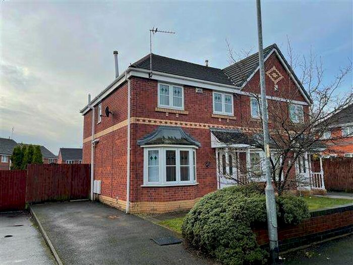 3 Bedroom Semi-Detached House To Rent In Capricorn Road, Blackley, Manchester, M9