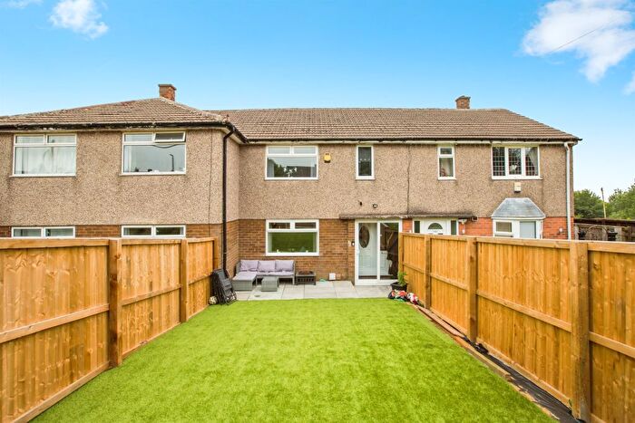 3 Bedroom Terraced House For Sale In Mixenden Road, Halifax, HX2