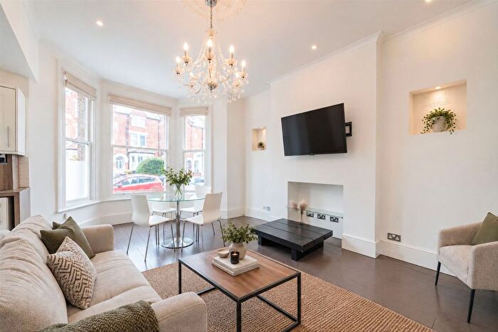 1 Bedroom Flat For Sale In Ellison Road, Streatham, SW16