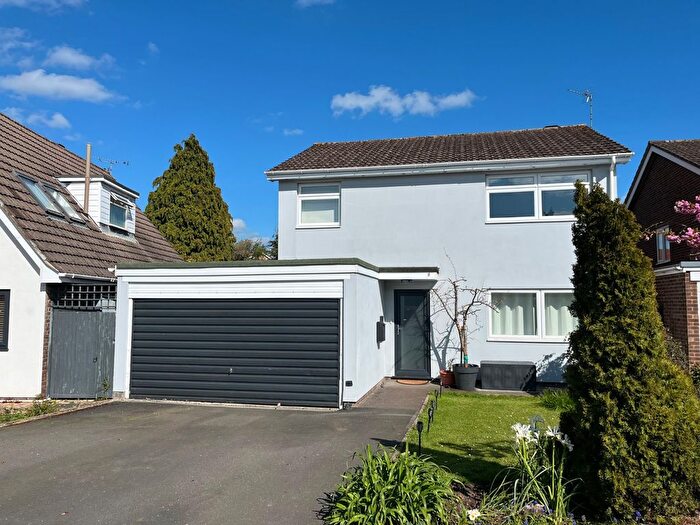 4 Bedroom Detached House For Sale In Merestones Close, Cheltenham, Gloucestershire, GL50