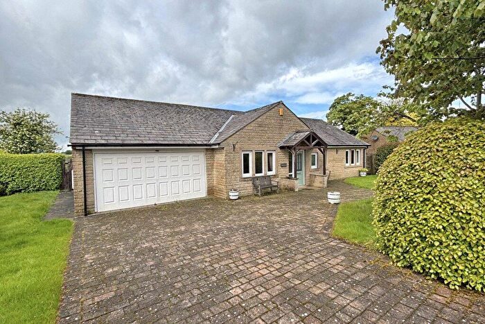 3 Bedroom Detached Bungalow For Sale In Heber Drive, East Marton, BD23