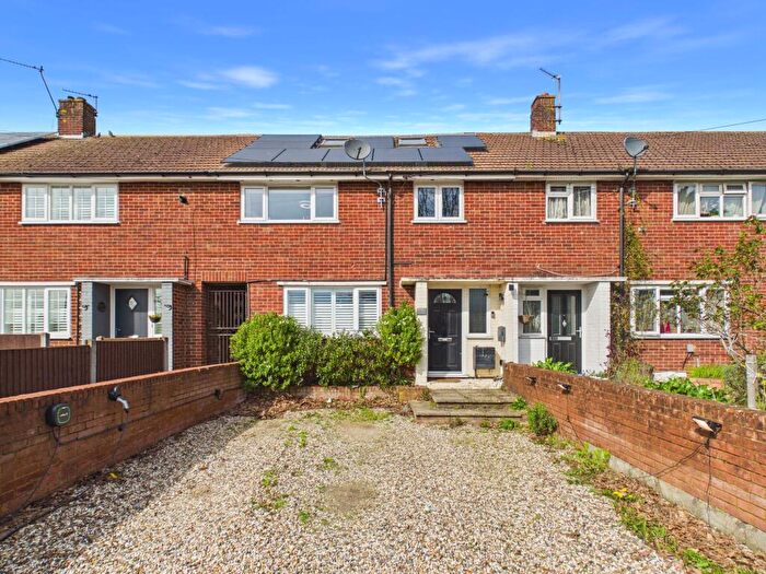 4 Bedroom Terraced House For Sale In Southcote Lane, Reading, RG30