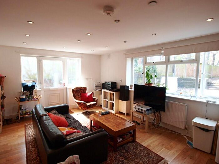 3 Bedroom Flat To Rent In Old Dairy Mews, Daleview Road, Manor House, N15
