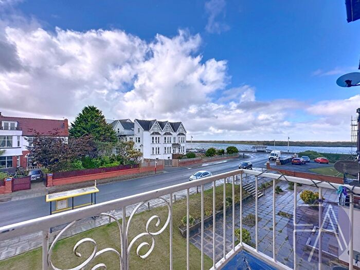 2 Bedroom Flat For Sale In Albany Road, Southport, Merseyside, PR9