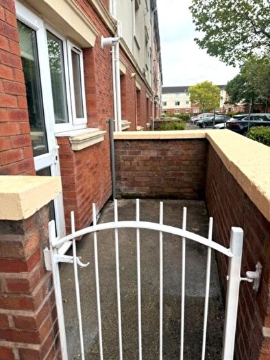2 Bedroom Flat To Rent In Hornby Flats, Linacre Road, Litherland, Liverpool, L21