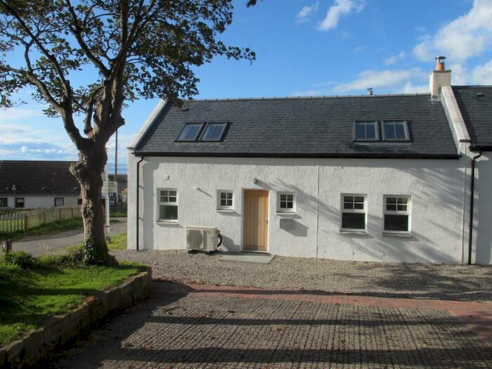 2 Bedroom End Of Terrace House To Rent In Back Street, Portmahomack, Tain, IV20