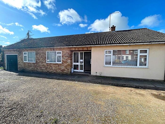 3 Bedroom Bungalow For Sale In Mount Pleasant Road, Wisbech, PE13
