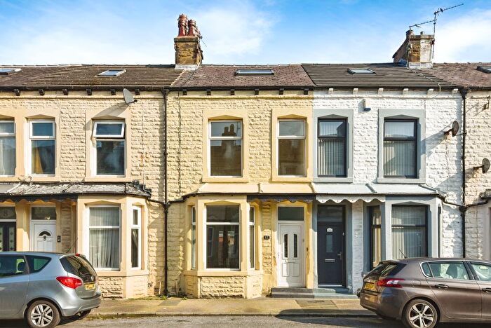 2 Bedroom Property To Rent In Avondale Road, Morecambe, LA3