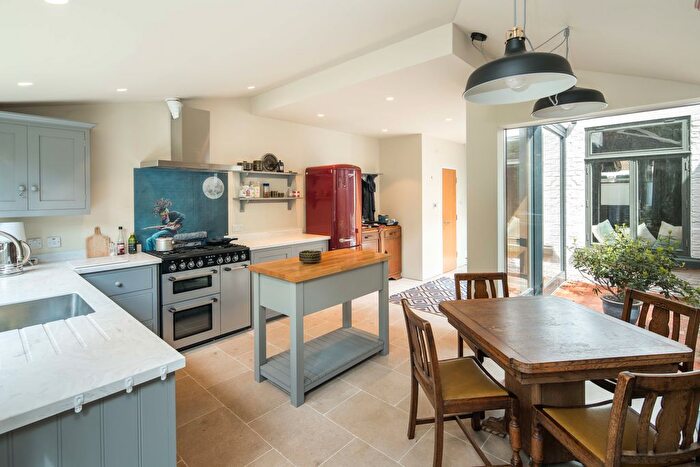 2 Bedroom Terraced House To Rent In Coleman Road, London, SE5