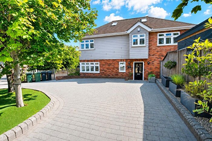 5 Bedroom Detached House For Sale In Spot Lane, Maidstone, ME15