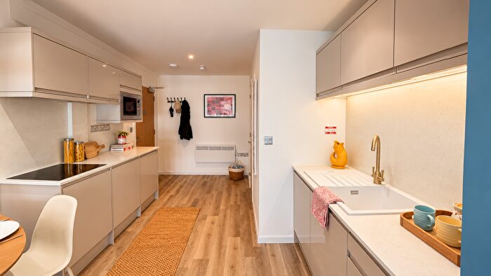 Studio To Rent In Bronze Buscot- Studio |Verney St, EX1