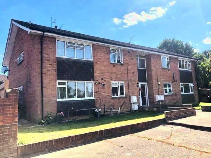 2 Bedroom Apartment To Rent In Springfield Court, Springfield Road, Crawley, West Sussex, RH11