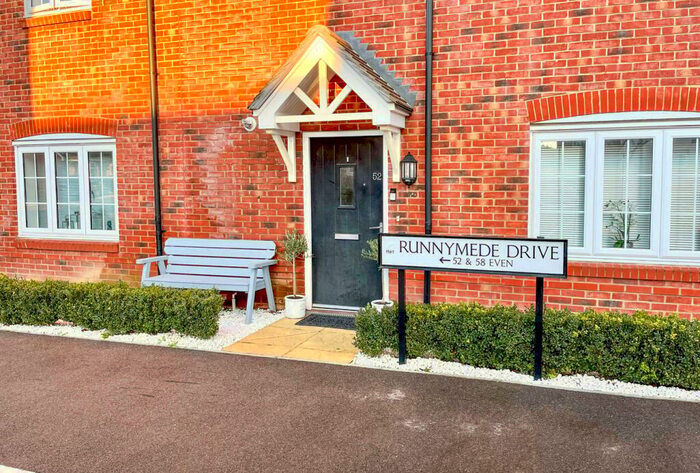 2 Bedroom Ground Maisonette To Rent In Runnymede Drive, Odiham, Hook, RG29