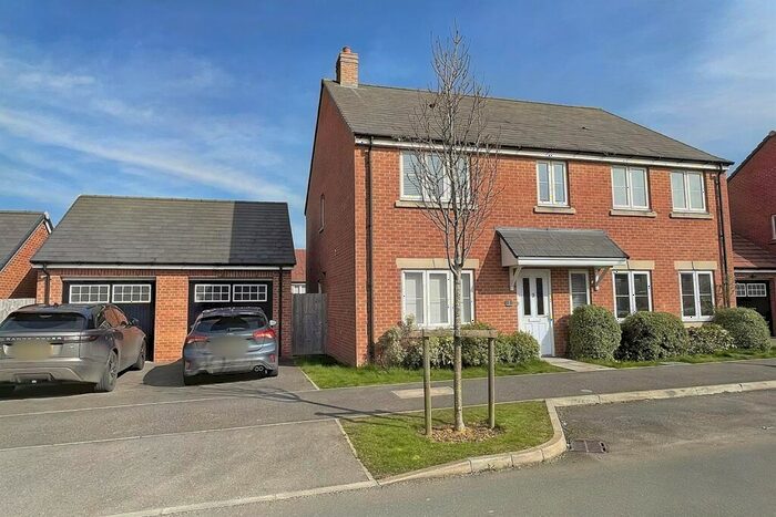 5 Bedroom Detached House For Sale In Salisbury, SP2