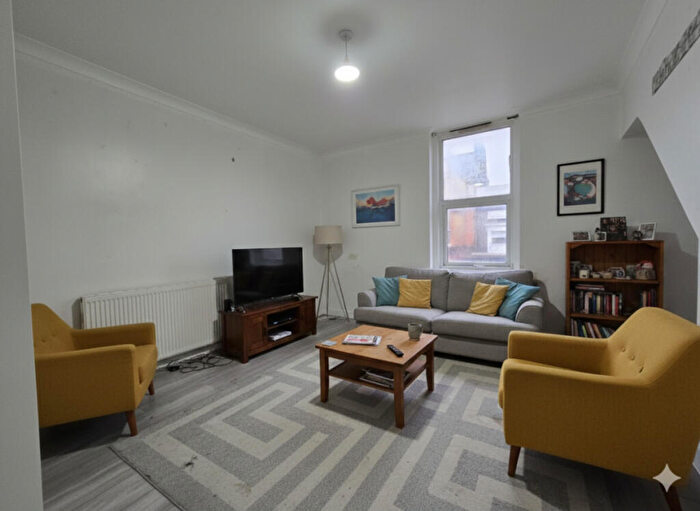 1 Bedroom Apartment To Rent In High Street, London, SE20