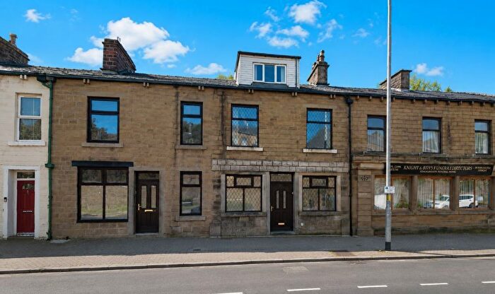4 Bedroom Terraced House For Sale In Newchurch Road, Bacup, OL13