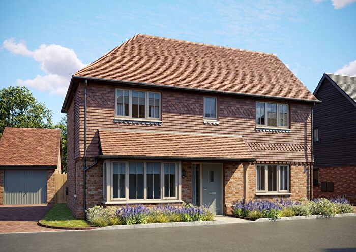 3 Bedroom Detached House For Sale In View Road, Cliffe Woods, ME8