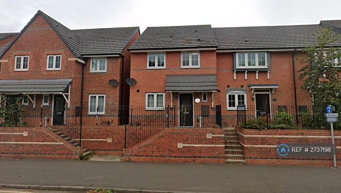 3 Bedroom Terraced House To Rent In Derwentwater Road, Gateshead, NE8