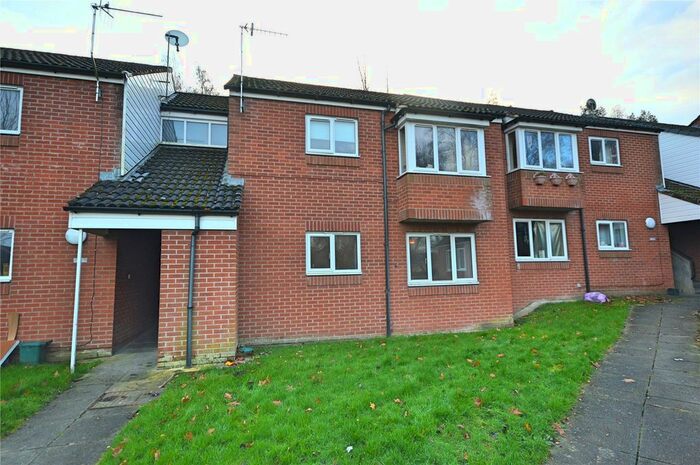 1 Bedroom Flat For Sale In Pine Court, Plantation Lane, Newtown, Powys, SY16