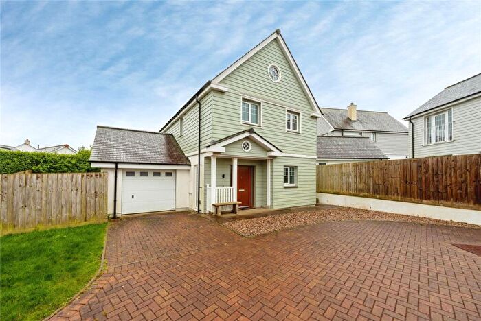 3 Bedroom Detached House For Sale In Nutwell Close, Padstow, Cornwall, PL28