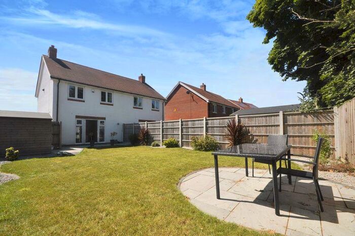 3 Bedroom Semi-Detached House To Rent In Batchelor Way, Salisbury, SP5